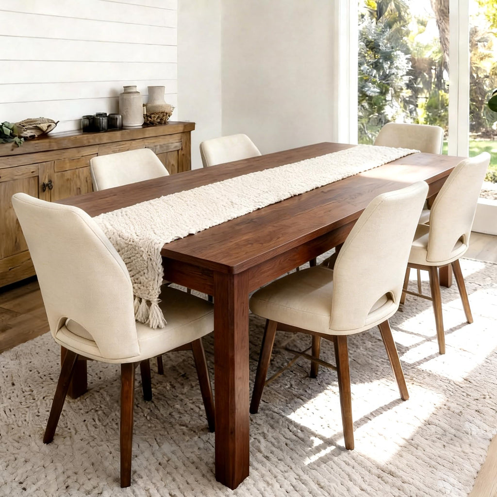 BERRY NEST 70-Inch Farmhouse Dining Table