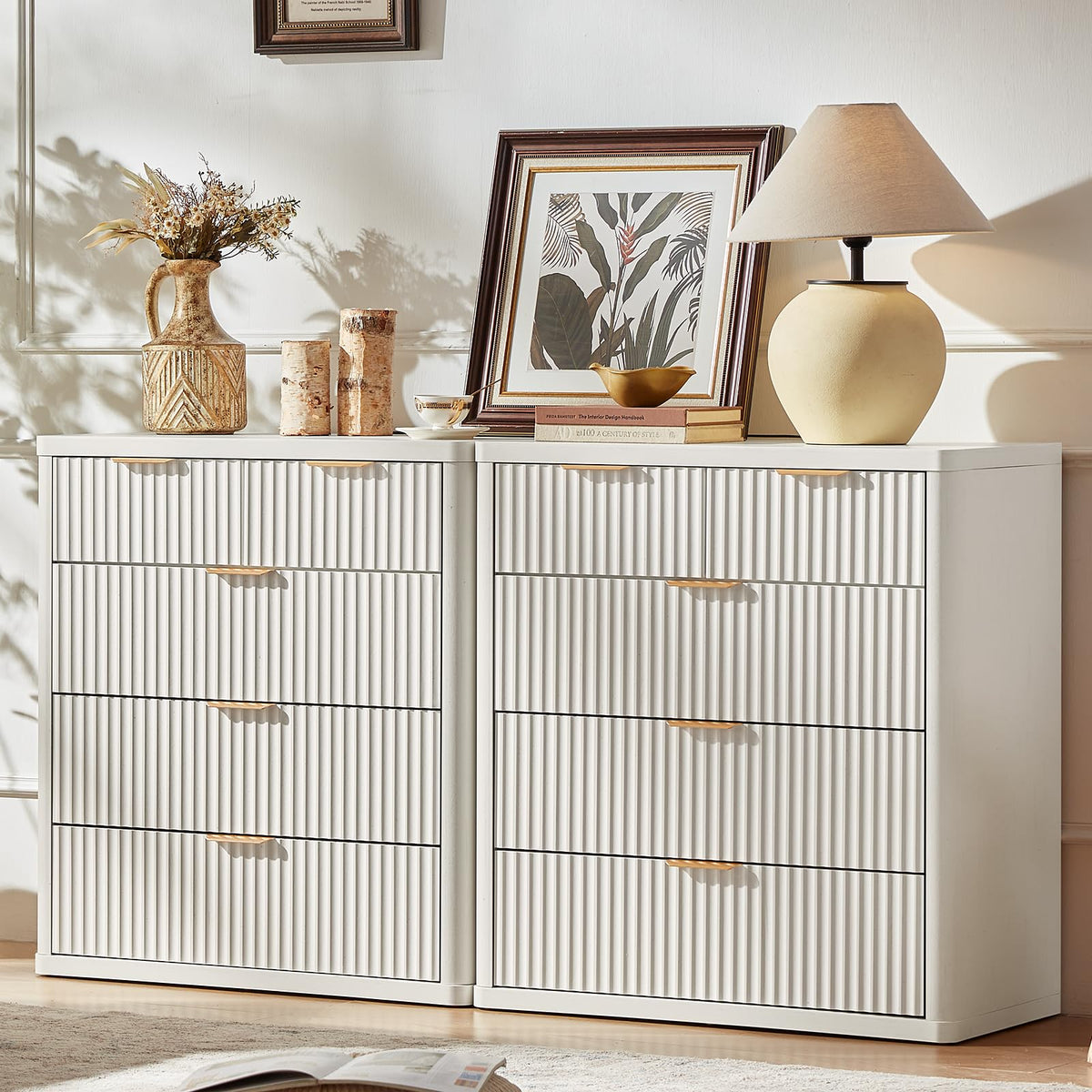 LEYAOYAO Fluted Three-Drawer Nightstand