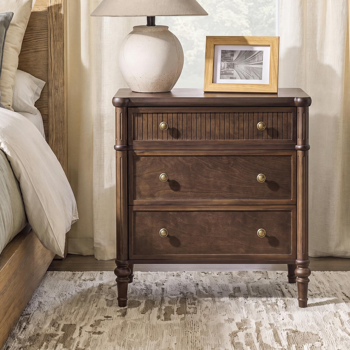 HULALA HOME Fluted Charging Nightstand