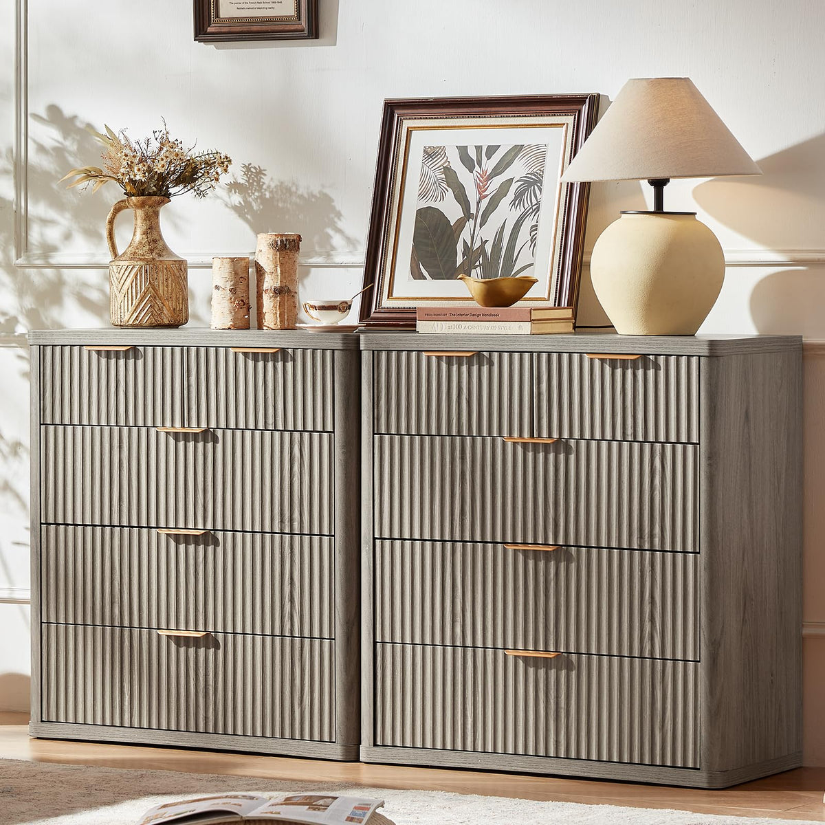LEYAOYAO Fluted Three-Drawer Nightstand