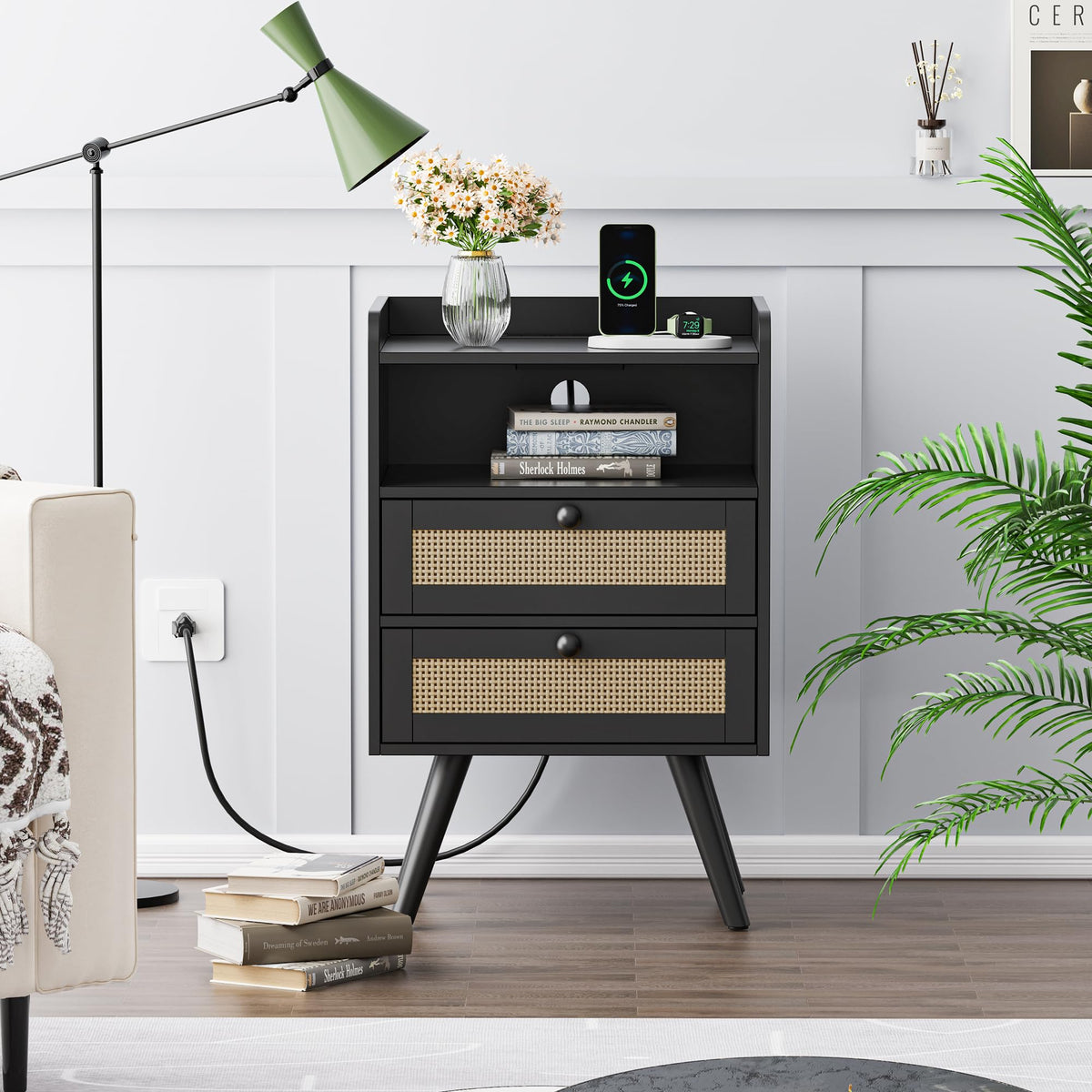SUPERJARE Rattan-Style Charging Nightstand