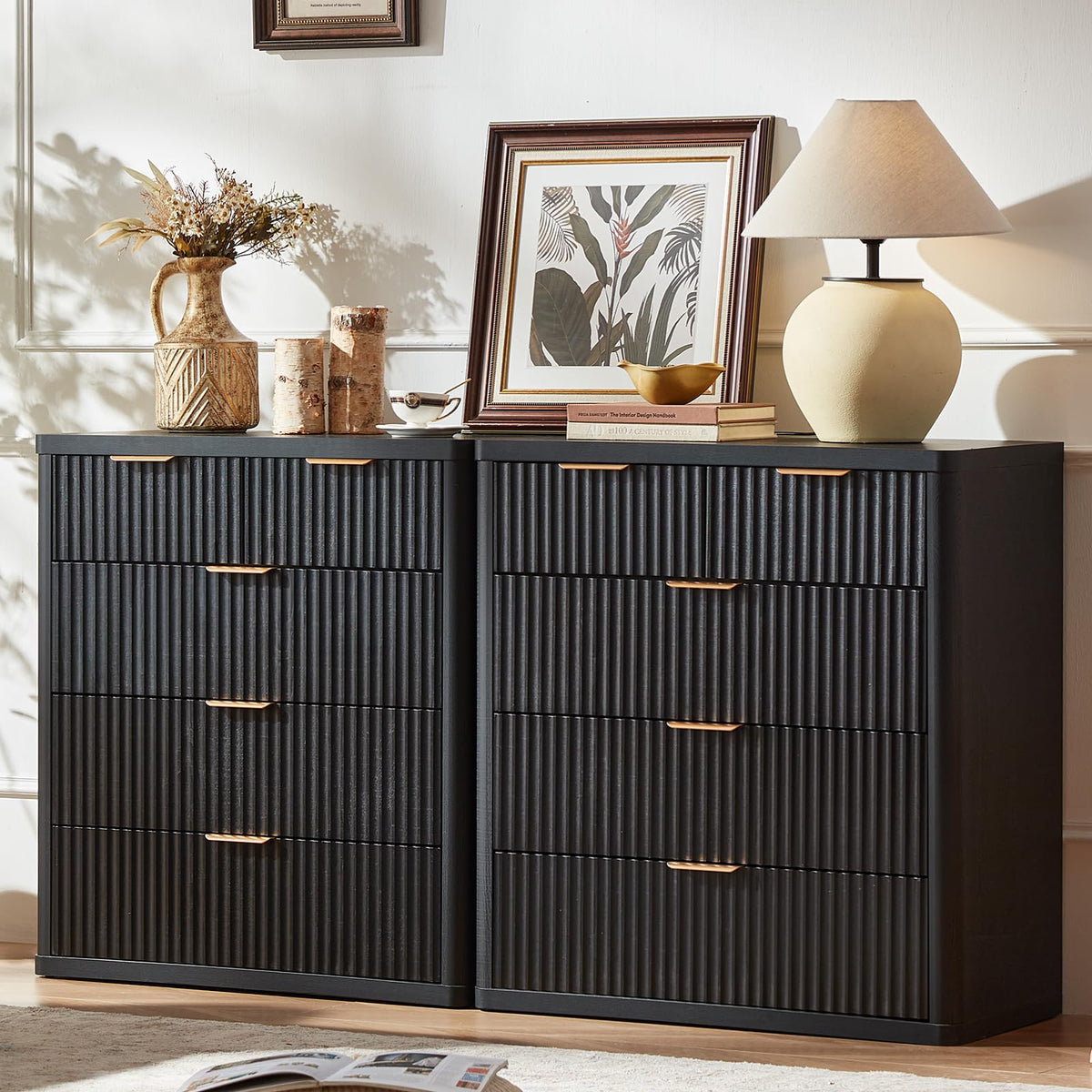 LEYAOYAO Fluted Three-Drawer Nightstand