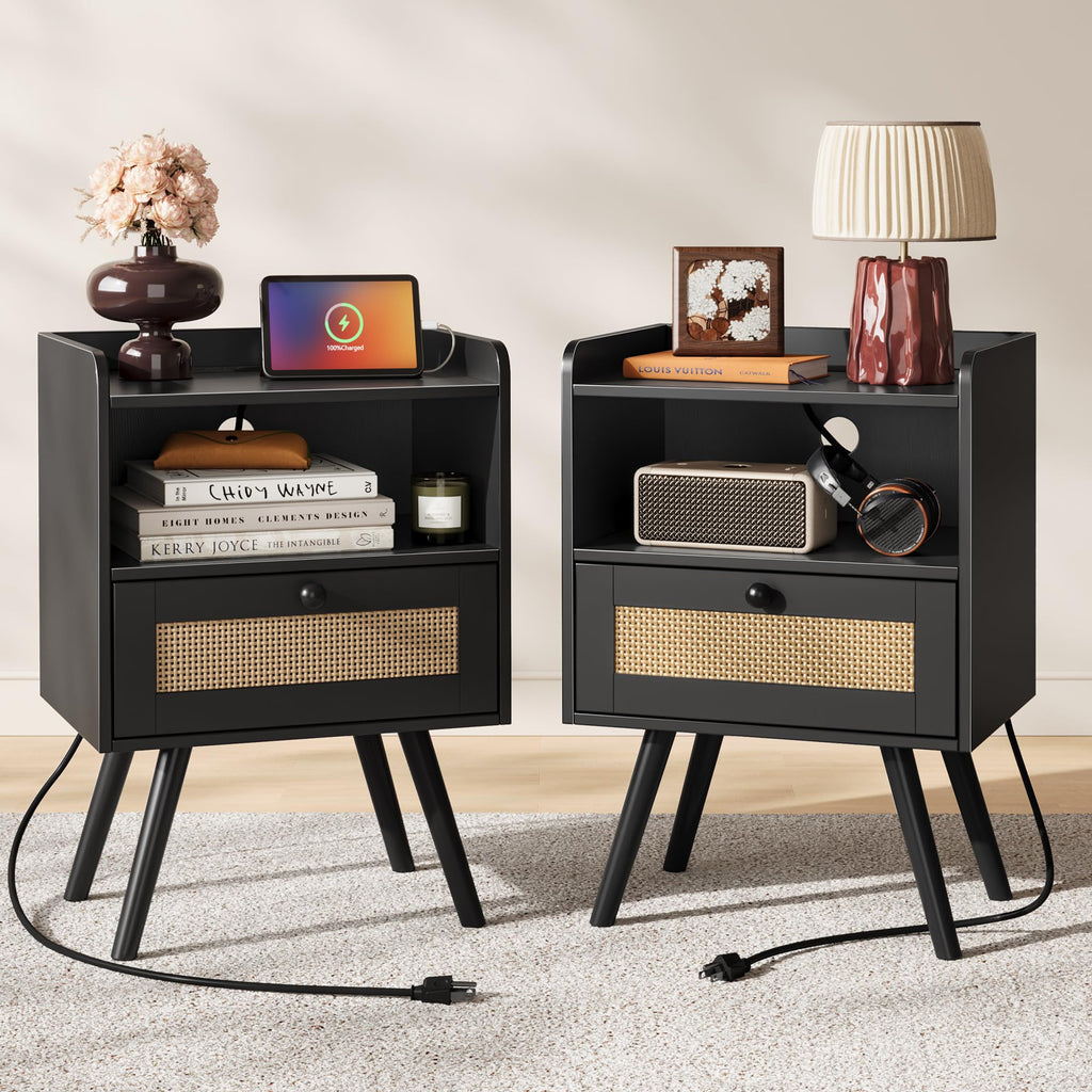 SUPERJARE Rattan-Style Charging Nightstand