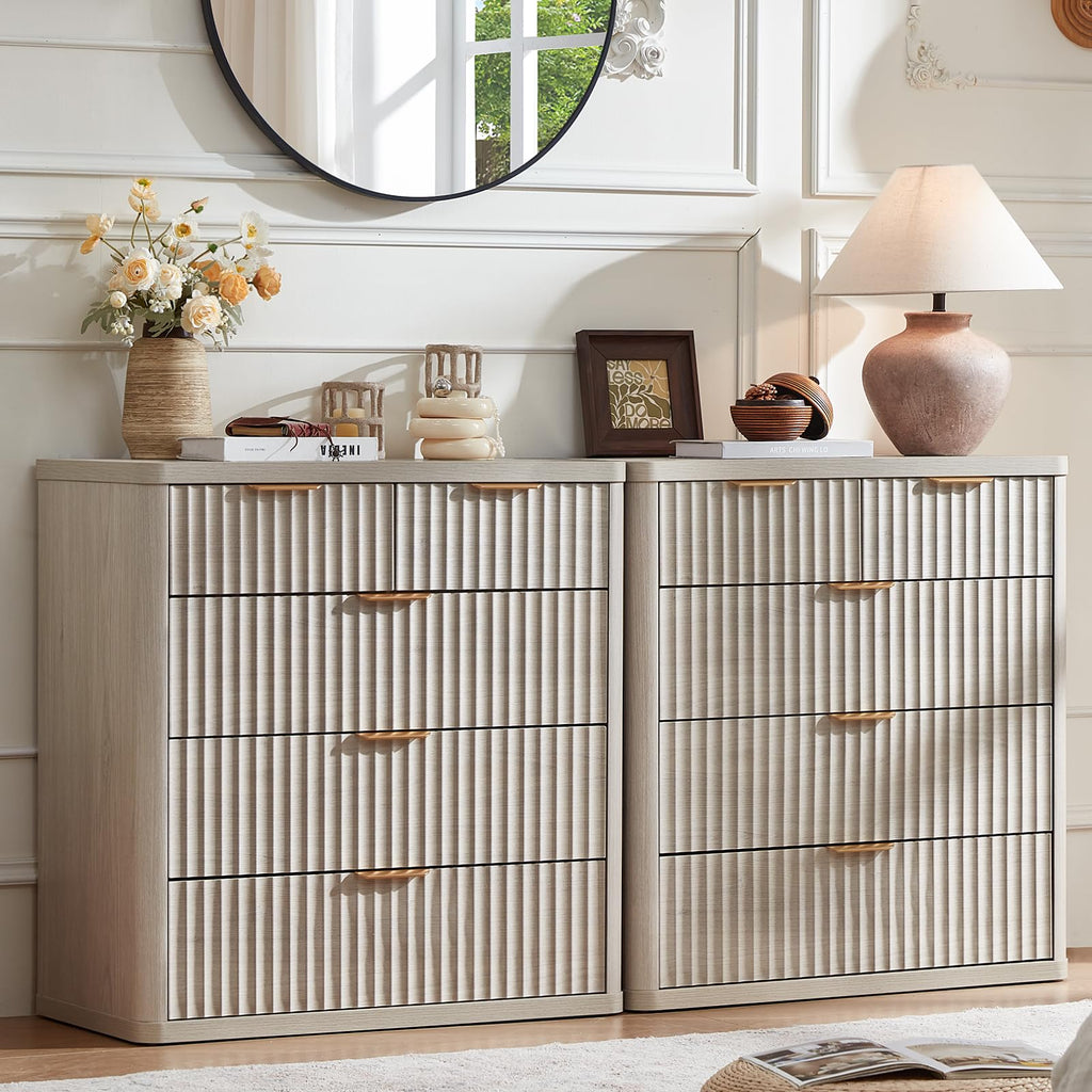 LEYAOYAO Fluted Three-Drawer Nightstand