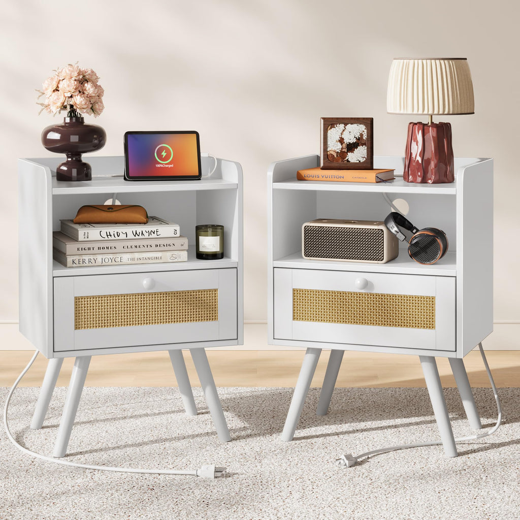SUPERJARE Rattan-Style Charging Nightstand