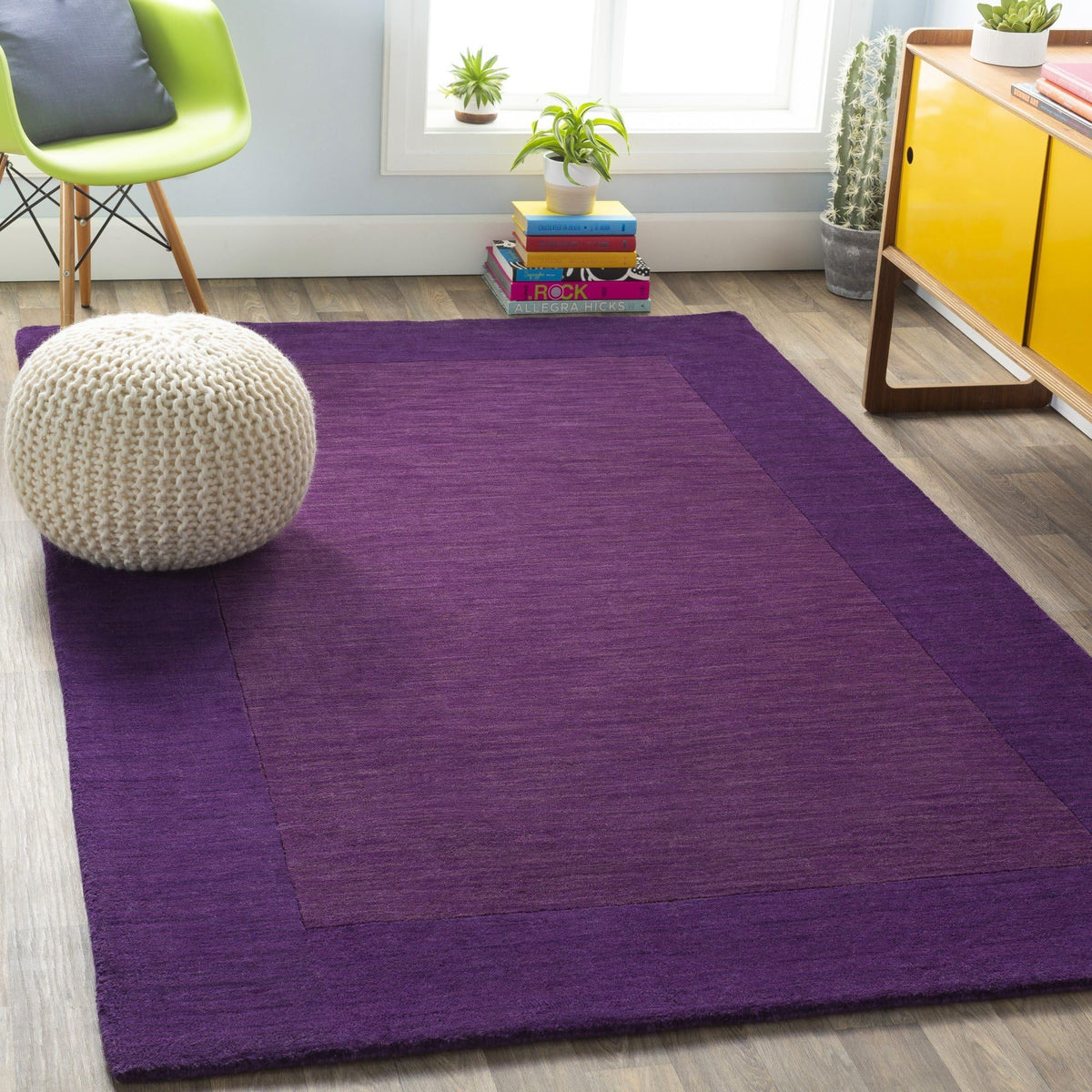 Casa Loom Hand-Tufted Wool Border Rug