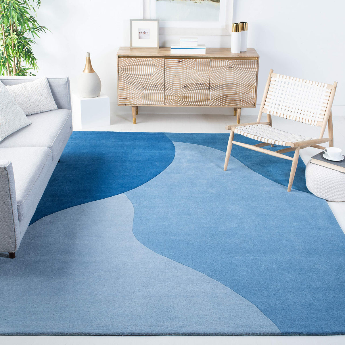 SAFAVIEH Fifth Avenue Wool Area Rug