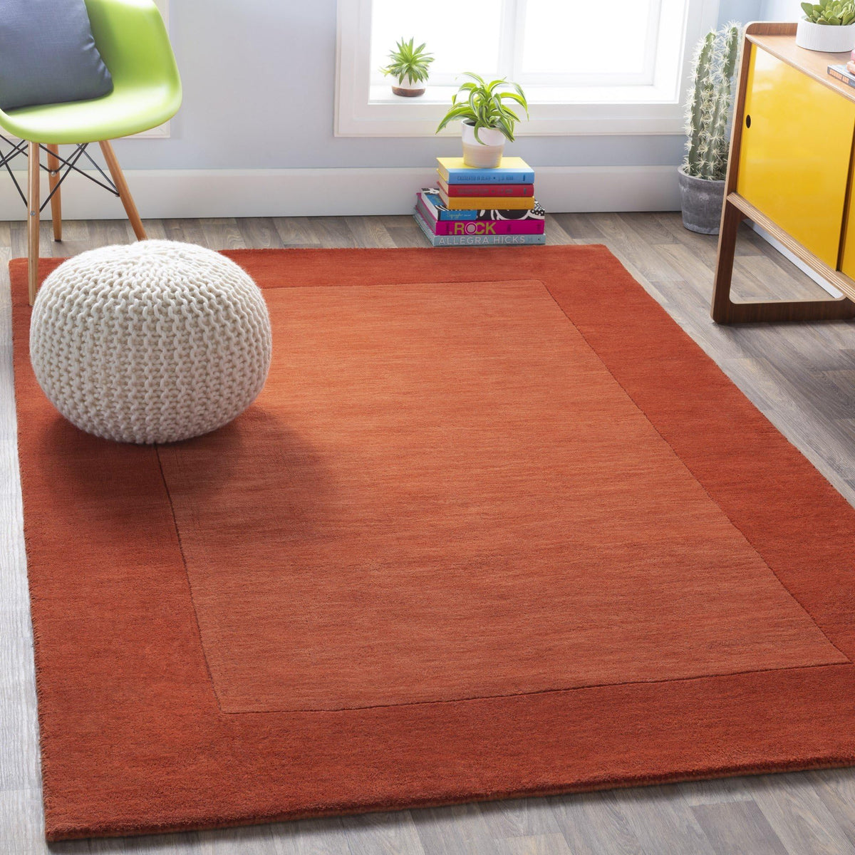Casa Loom Hand-Tufted Wool Border Rug
